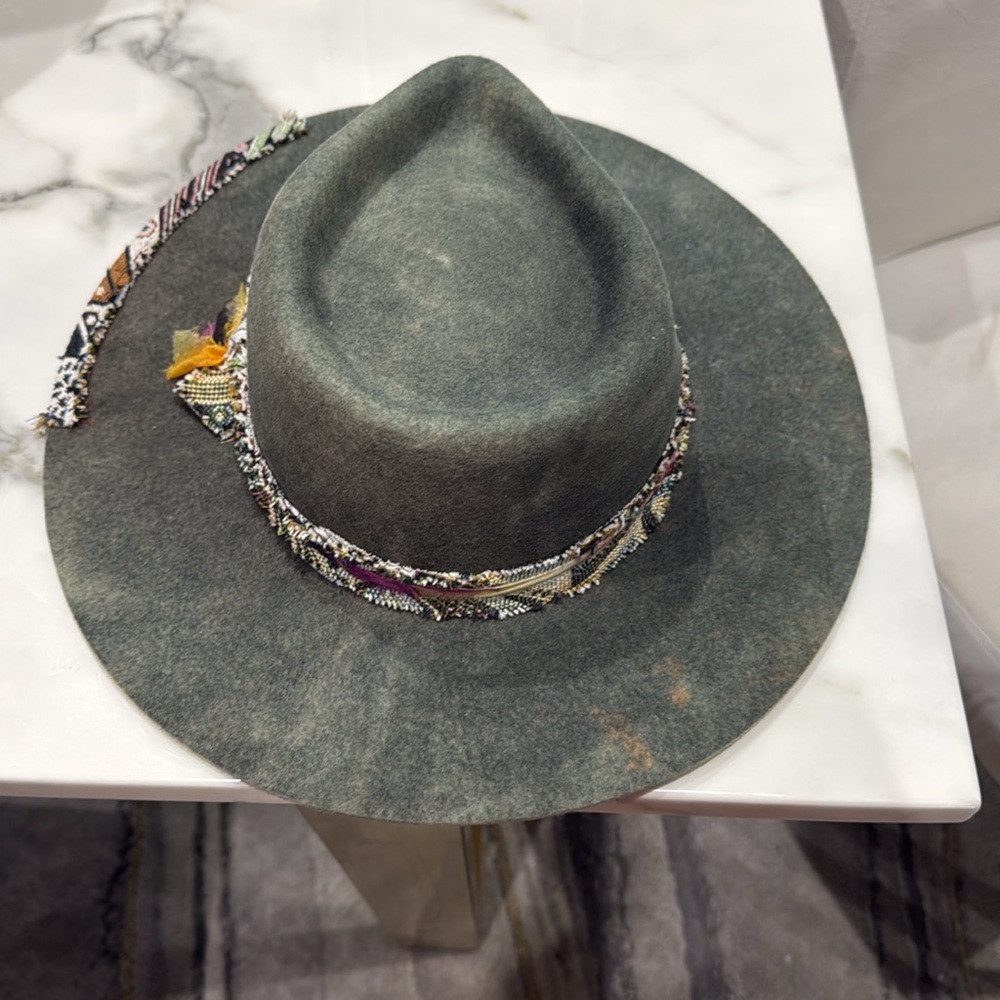 Mossant Paris Hat - Picture 3 of 5